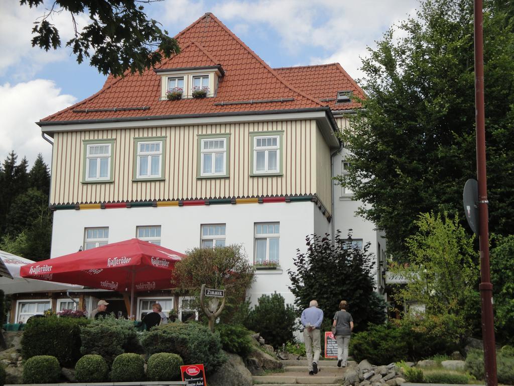 Gasthaus Brockenhexe Mit Restaurant & Cafe 施尔奇 外观 照片